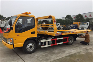 喀喇沁旗哪里有拖车服务