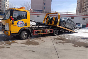 喀喇沁旗救援拖车费用怎么算